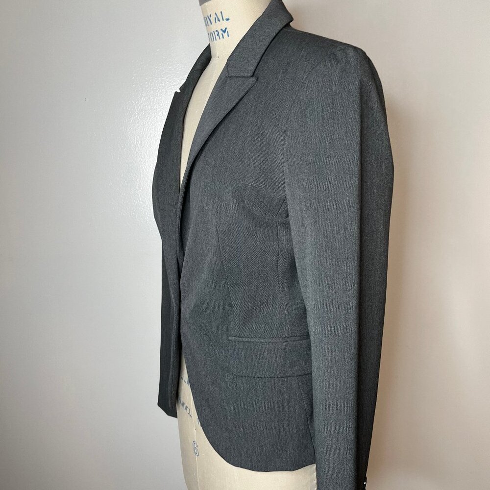 Express Grey Blazer. Size 6, 1-Button Closure - image 4